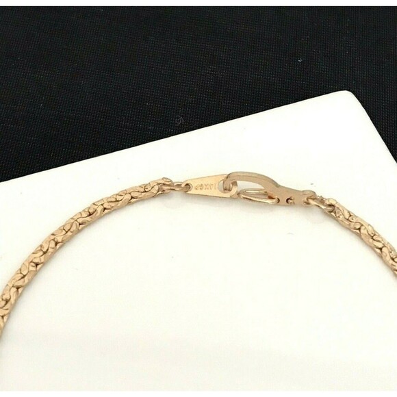 New Boutique Bracelet Gold Plated Delicate Chain Twisted Design 6X - Picture 5 of 5